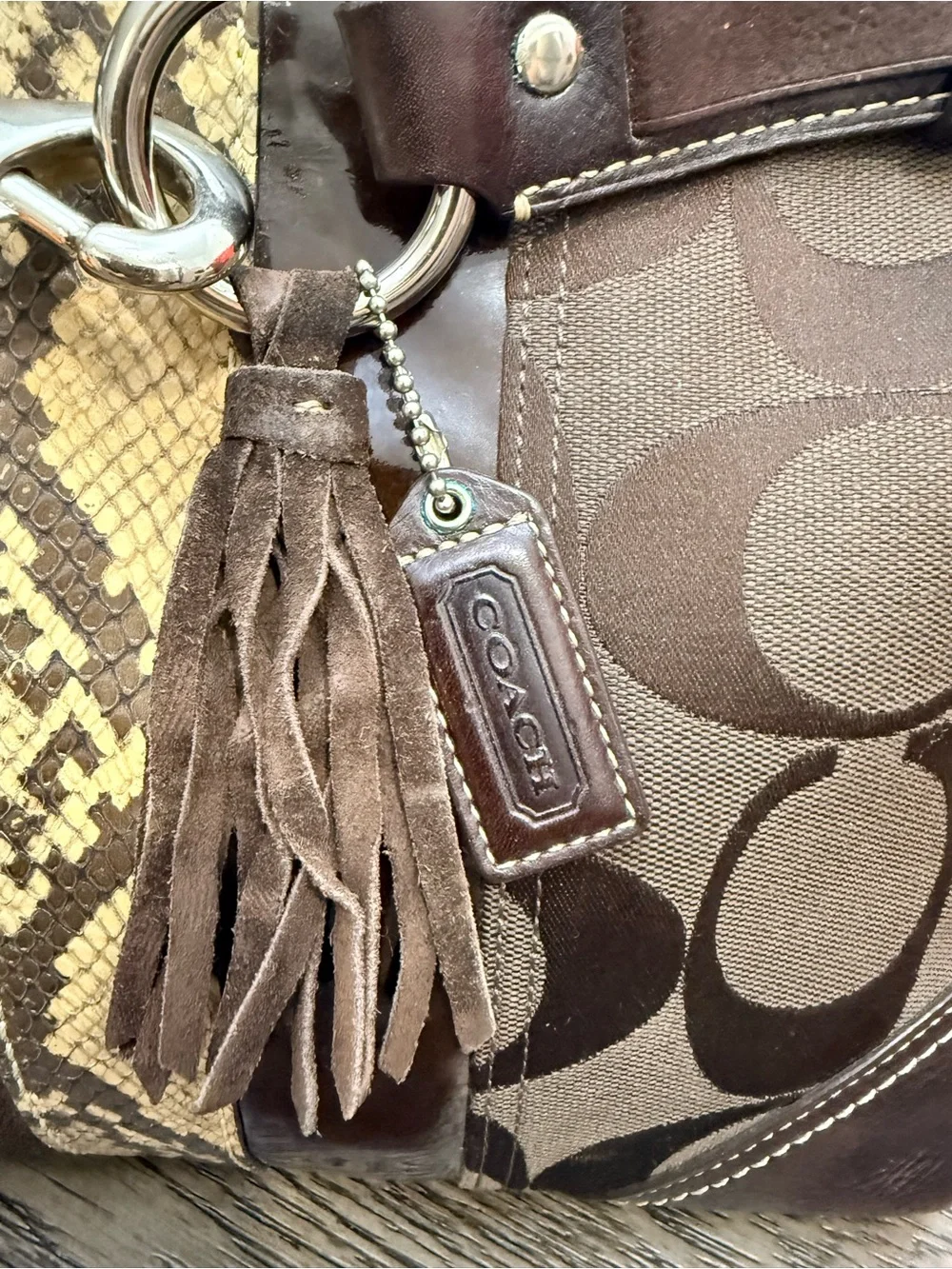 Coach stylish shoulder